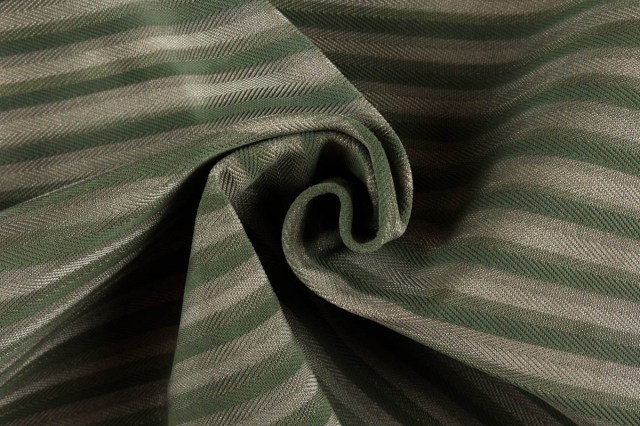 Vitello stampato righe paillettes verde embossed leather